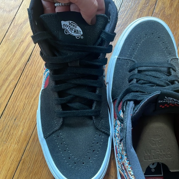 High Top Vans - Picture 4 of 5